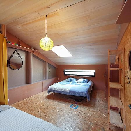 Chambres Des Forges Cellefrouin Екстериор снимка